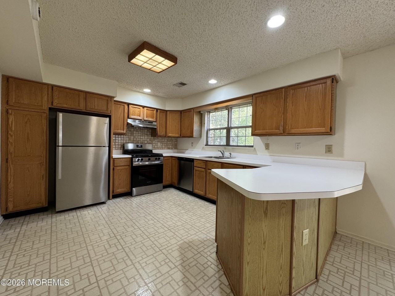 3 Longbrook Ln - Photo 7 of 27