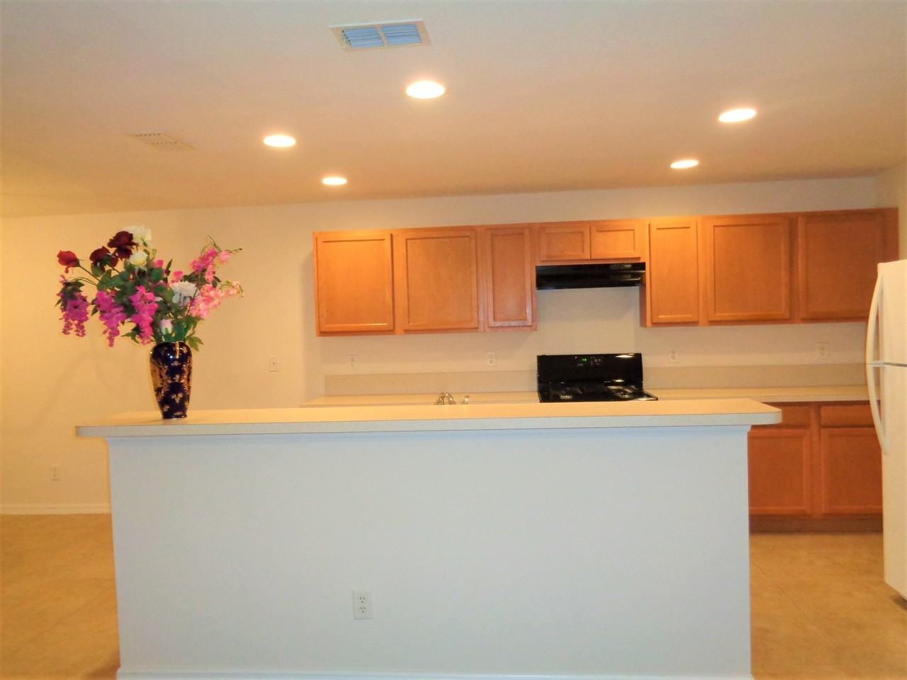1636 Pointe West Way - Photo 6 of 50