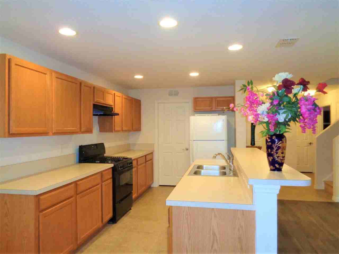 1636 Pointe West Way - Photo 7 of 50