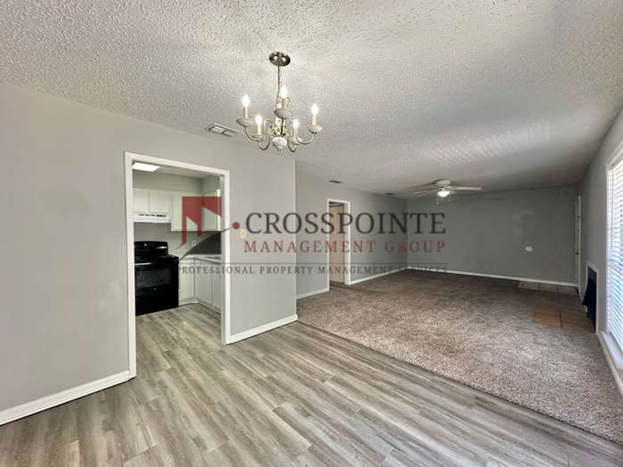 4222 Southpark Dr - Photo 5 of 18