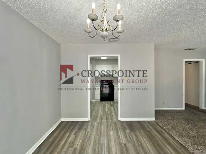 4222 Southpark Dr - Photo 6 of 18