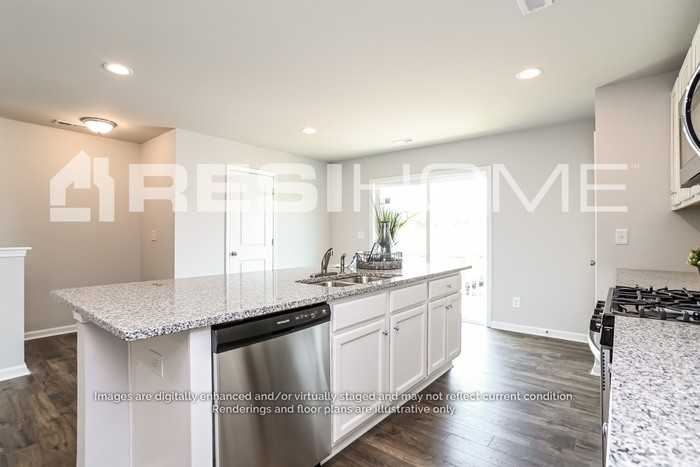 8380 Waxhaw Hwy - Photo 4 of 21