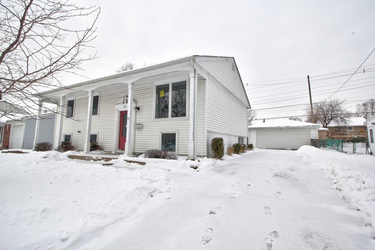 312 Hickory Ave - Photo 2 of 21
