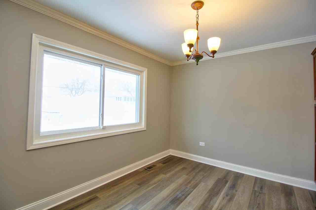 312 Hickory Ave - Photo 7 of 21