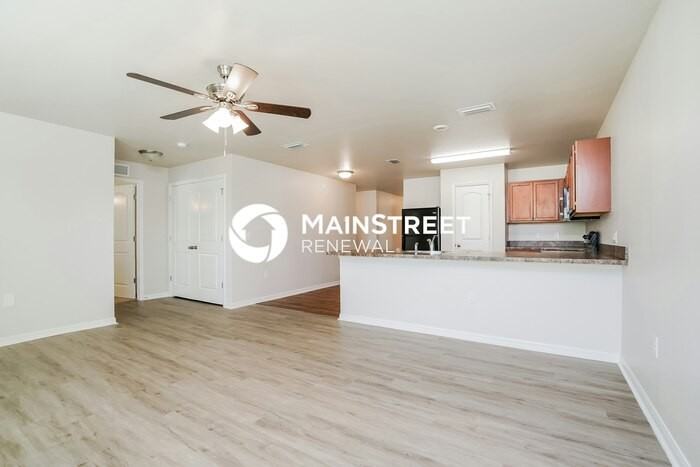 1734 Nw 18th St - Photo 5 of 16