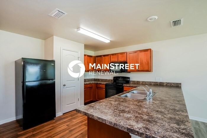 1734 Nw 18th St - Photo 6 of 16