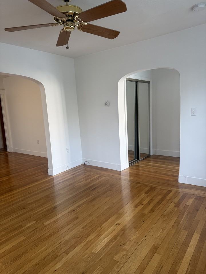 21 Hardy Avenue #21 - Photo 5 of 18