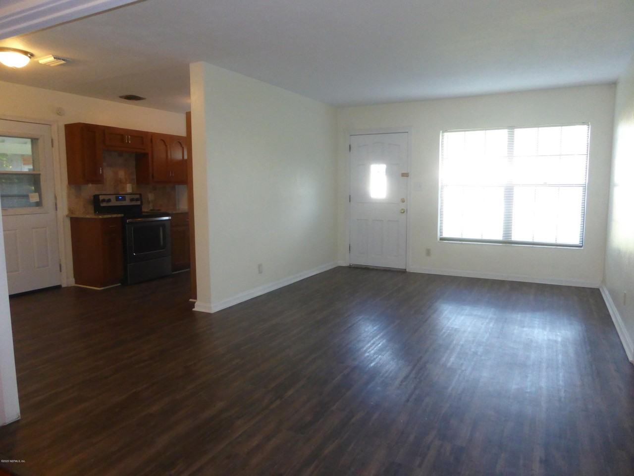3835 Cambay Pl - Photo 6 of 25