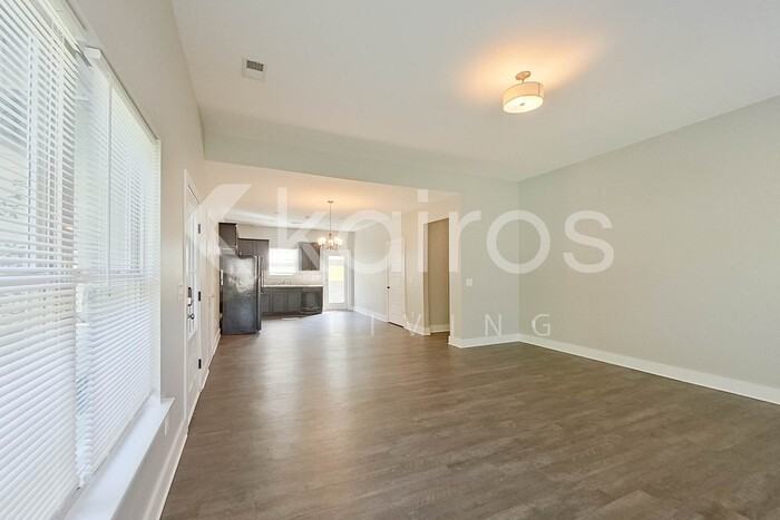 111 Bates Ln - Photo 6 of 25