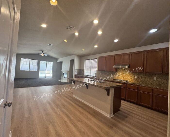 5764 Paddington Dr - Photo 6 of 21