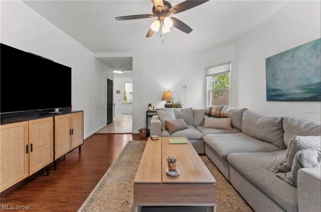 3915 John Ave - Photo 2 of 27