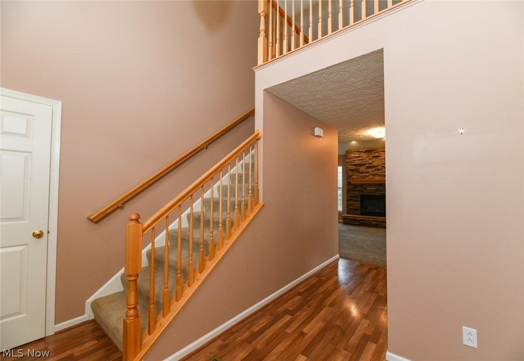 200 Weatherstone Ct - Photo 7 of 34