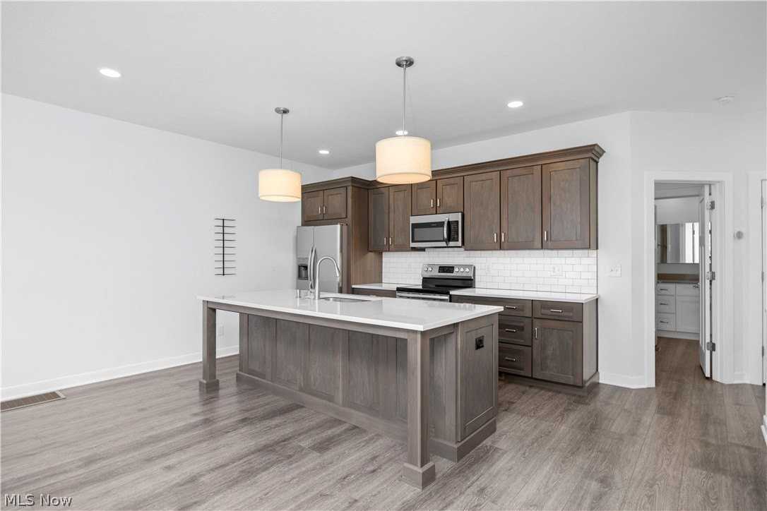 2059 W 34th Pl - Photo 5 of 23