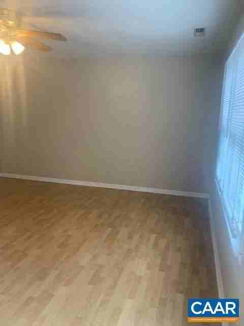 1384 5th St - Photo 4 of 12