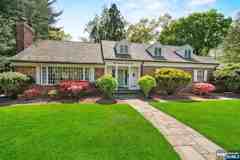328 W Ridgewood Ave - Photo 1 of 1