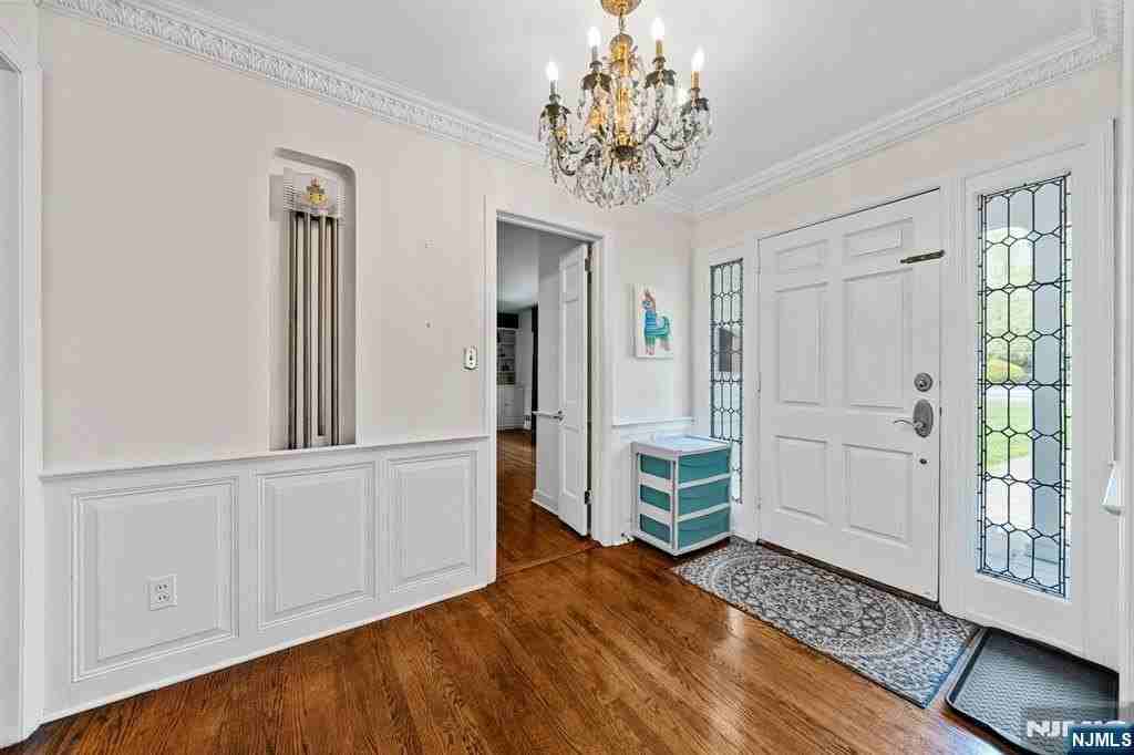 328 W Ridgewood Ave - Photo 3 of 49