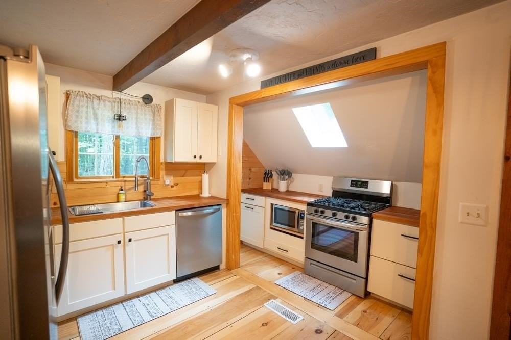 95 Eidelweiss Dr - Photo 7 of 19