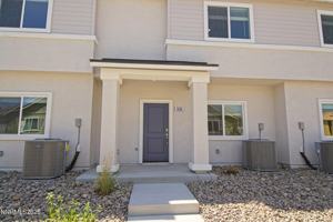 featured image of 1636 Prancer St