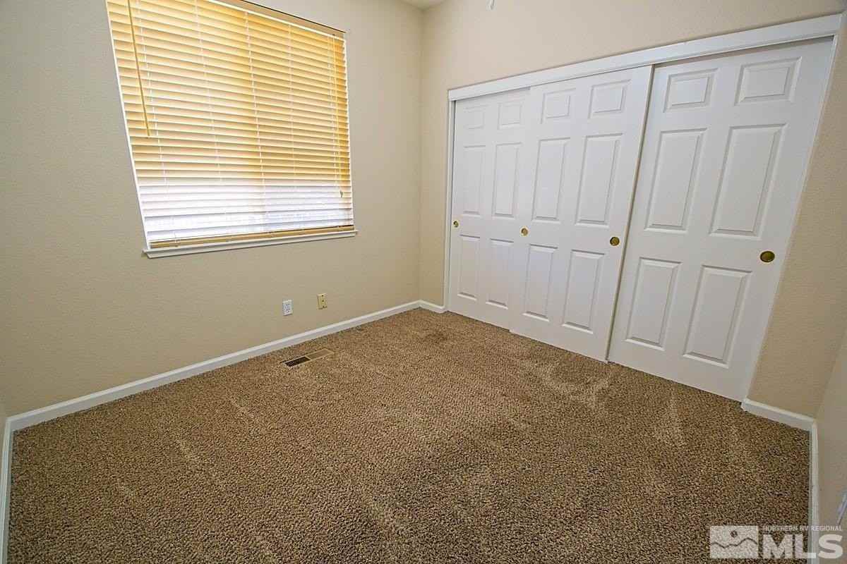 20945 White Rock Dr - Photo 6 of 11