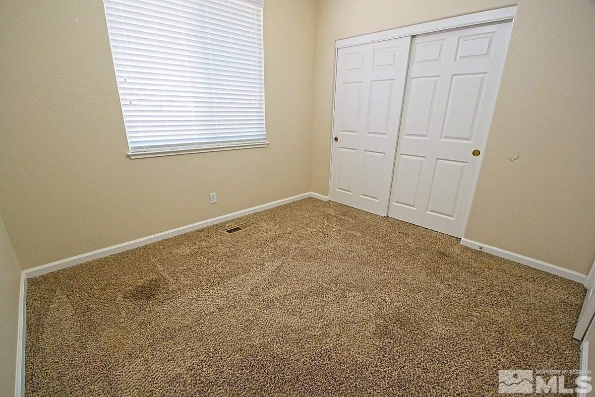20945 White Rock Dr - Photo 7 of 11