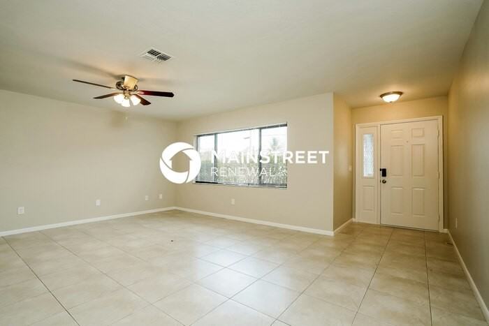 3311 Se Santa Barbara Pl - Photo 4 of 16