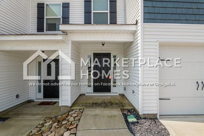144 Downsbury Rd - Photo 4 of 33
