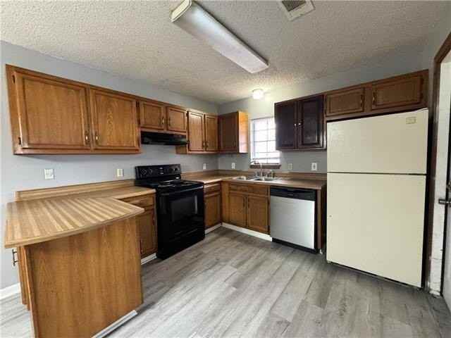 6 Rosewood Pl - Photo 3 of 8