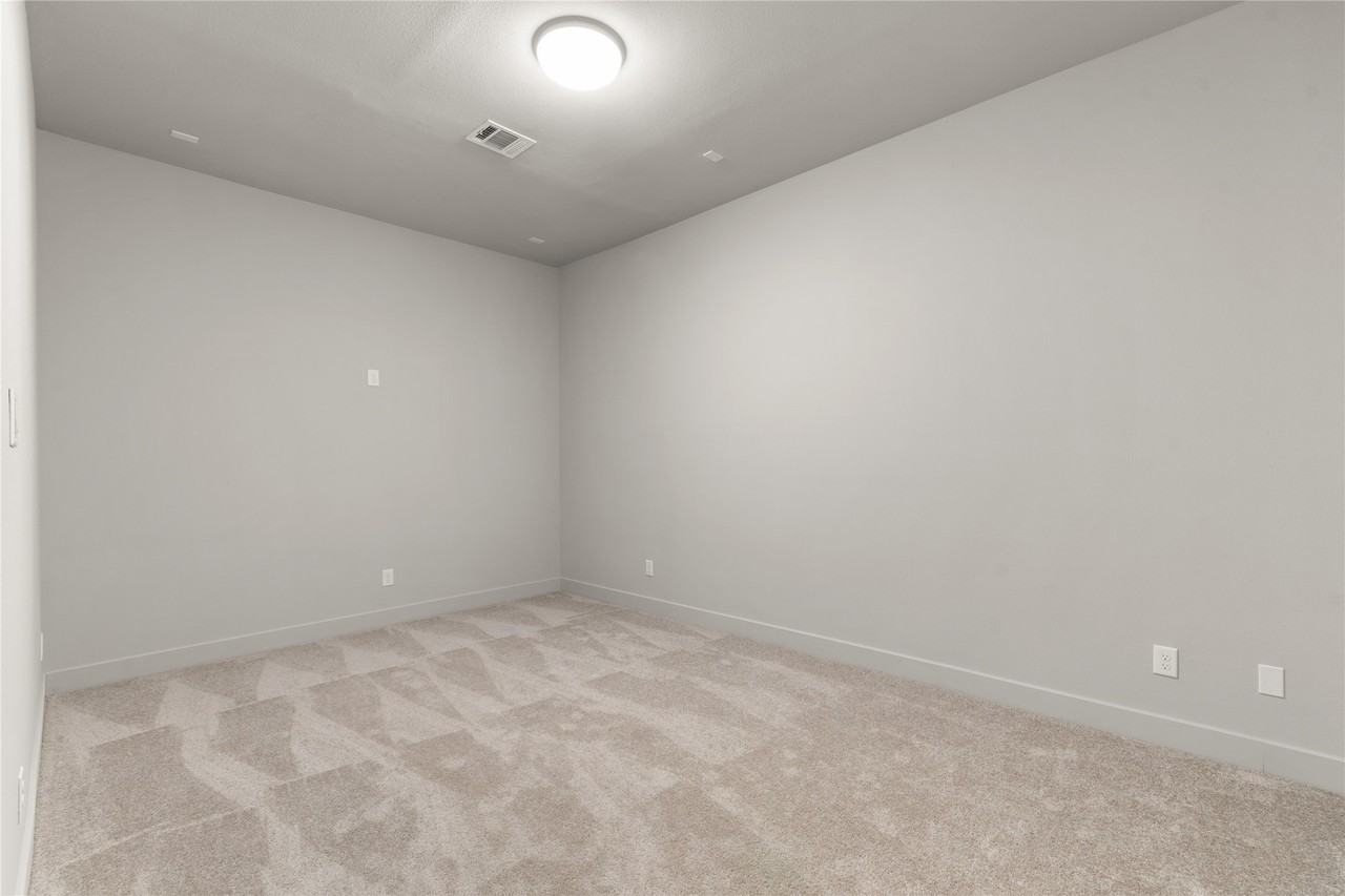 3525 Dancer Rd - Photo 6 of 28