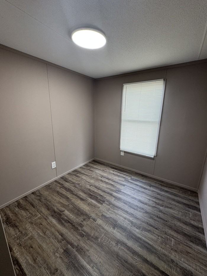665 Old Branch Ave - Photo 7 of 9