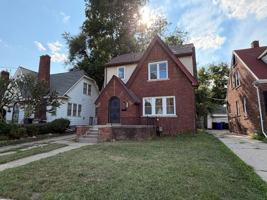 featured image of 14869 Freeland St