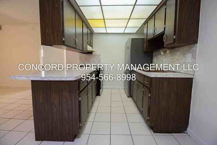 1501 Himmarshee St #3 - Photo 4 of 13