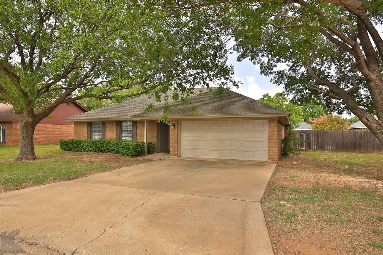 1709 Pemelton Dr - Photo 2 of 23