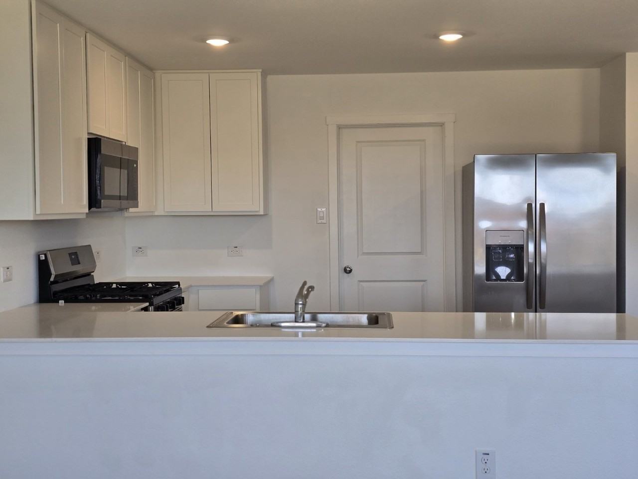 400 Back Country Dr - Photo 4 of 15