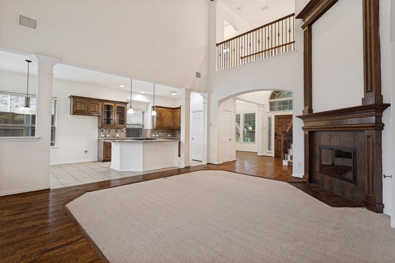 1806 Caprock Rd - Photo 7 of 25