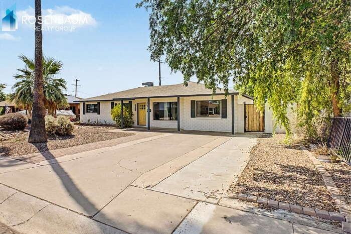 7321 E Coronado Rd - Photo 2 of 39