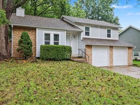 14001 S Summertree Ln - Photo 1 of 1