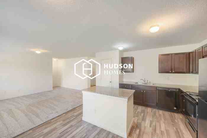 5320 Fernander Dr - Photo 6 of 14