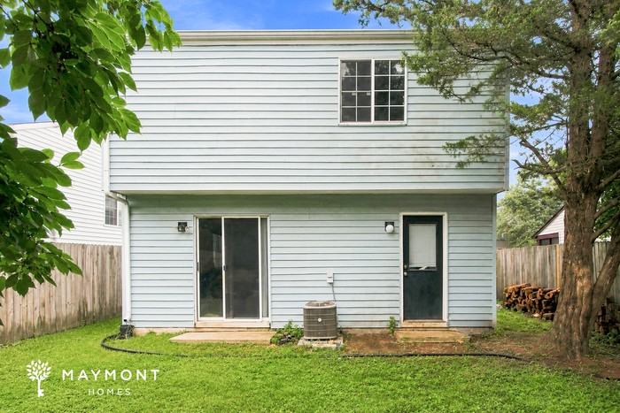5246 Traditions Dr - Photo 2 of 2