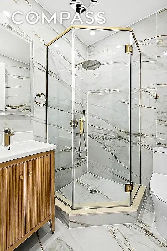 478 Bergen St #2 - Photo 6 of 10