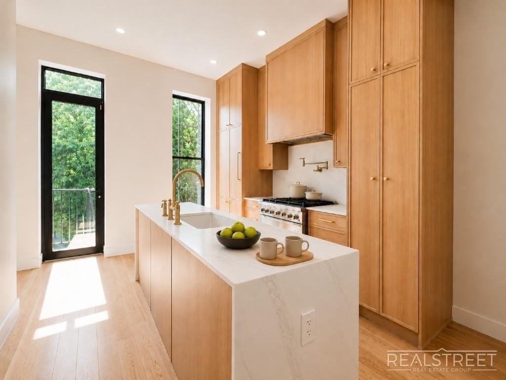 14 Spencer Pl #1 - Photo 2 of 19