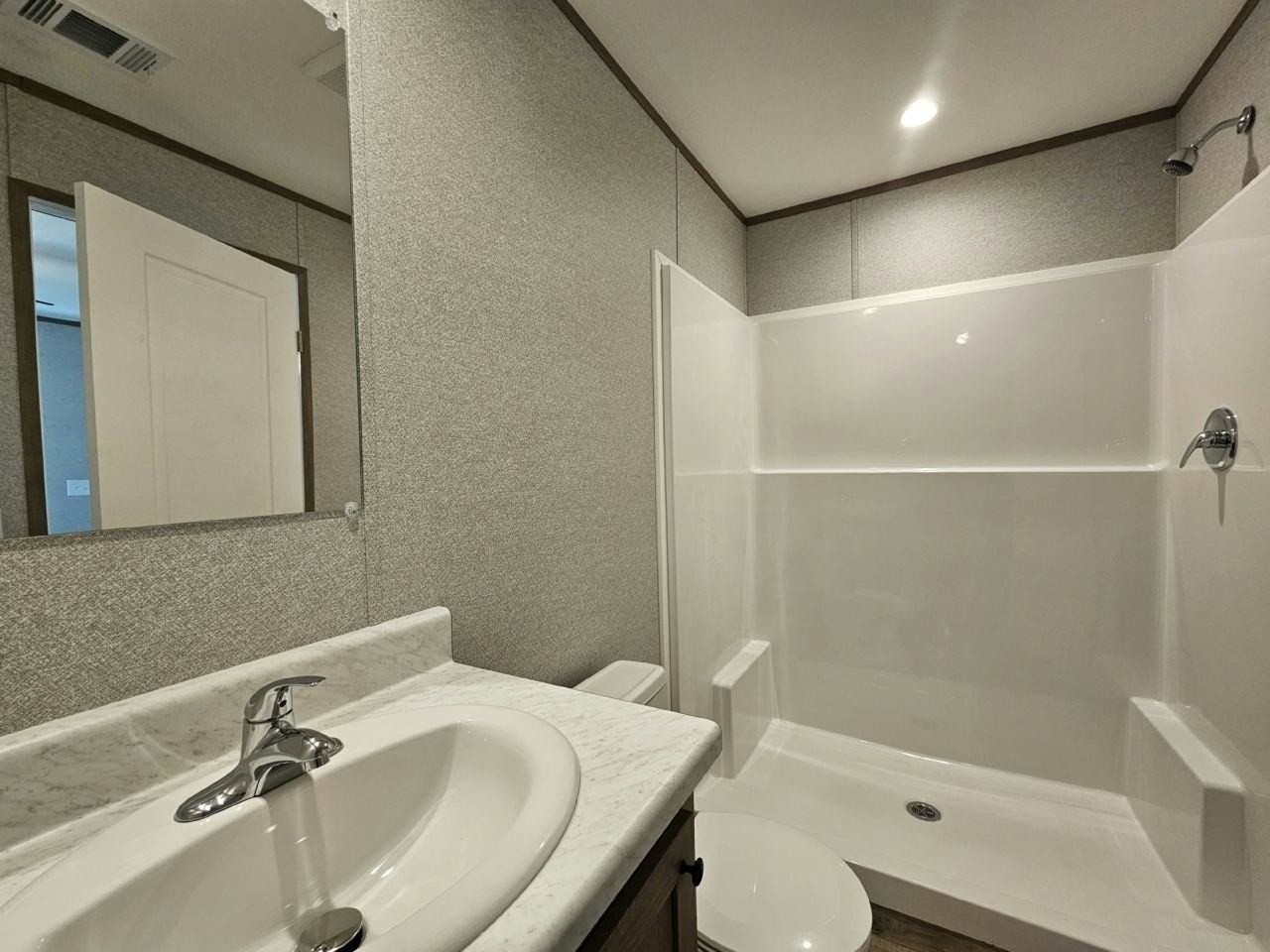 514 Suwanee Dr #2049 - Photo 7 of 10