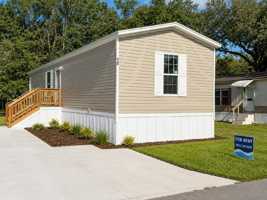 featured image of 12 Tower Manor Dr #12