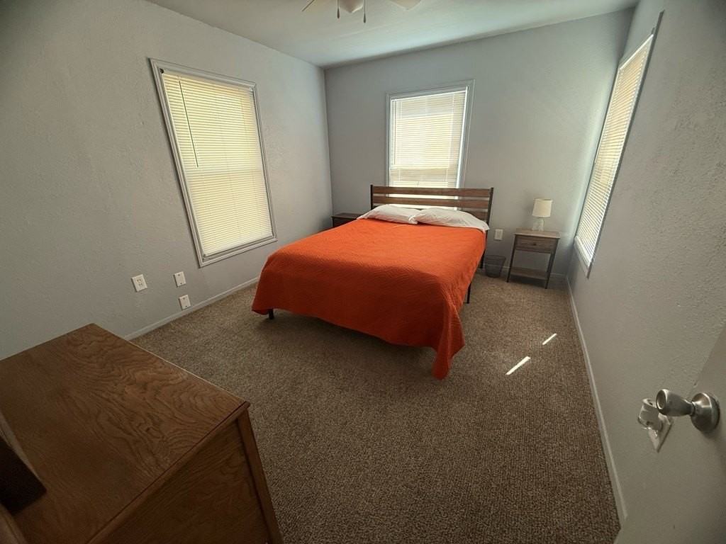 2744 Center Ave - Photo 6 of 8