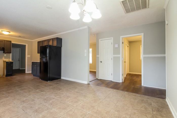 233 State Road S-42-2842 - Photo 3 of 10
