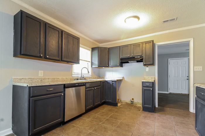 233 State Road S-42-2842 - Photo 4 of 10