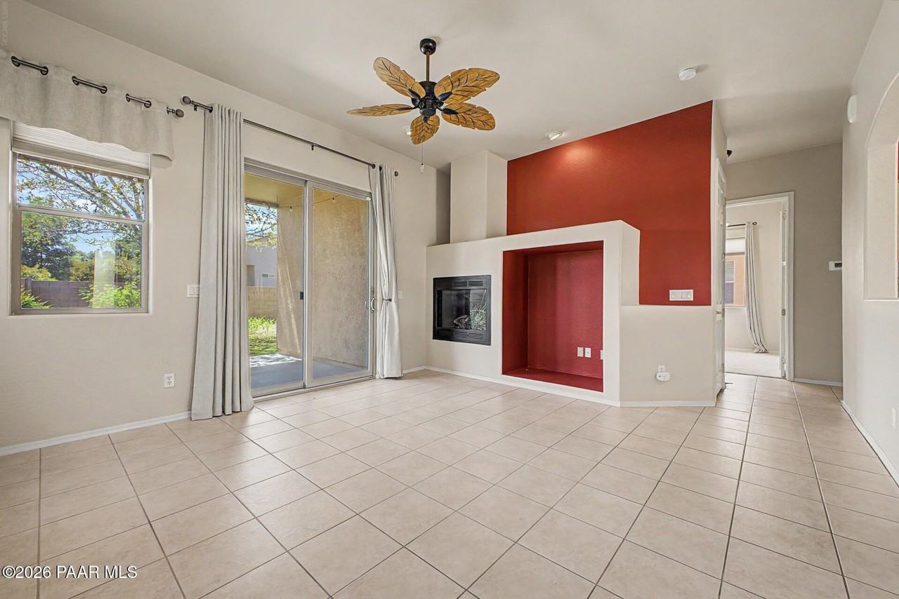 6747 E Kilkenny Pl - Photo 7 of 28