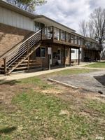 featured image of 212 E Oak Cliff Ct #1