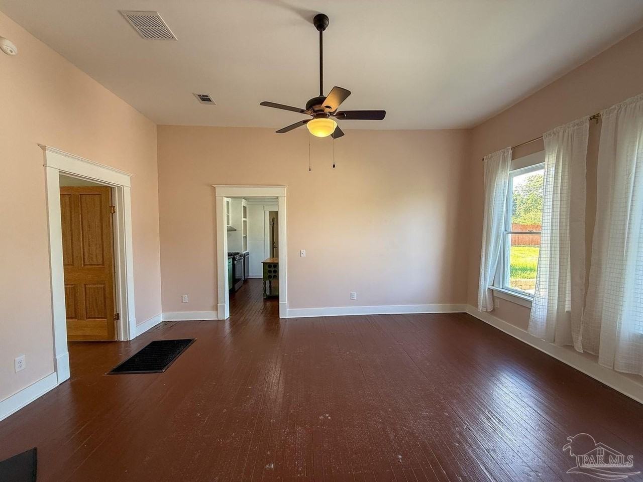 1416 E La Rua St - Photo 6 of 24