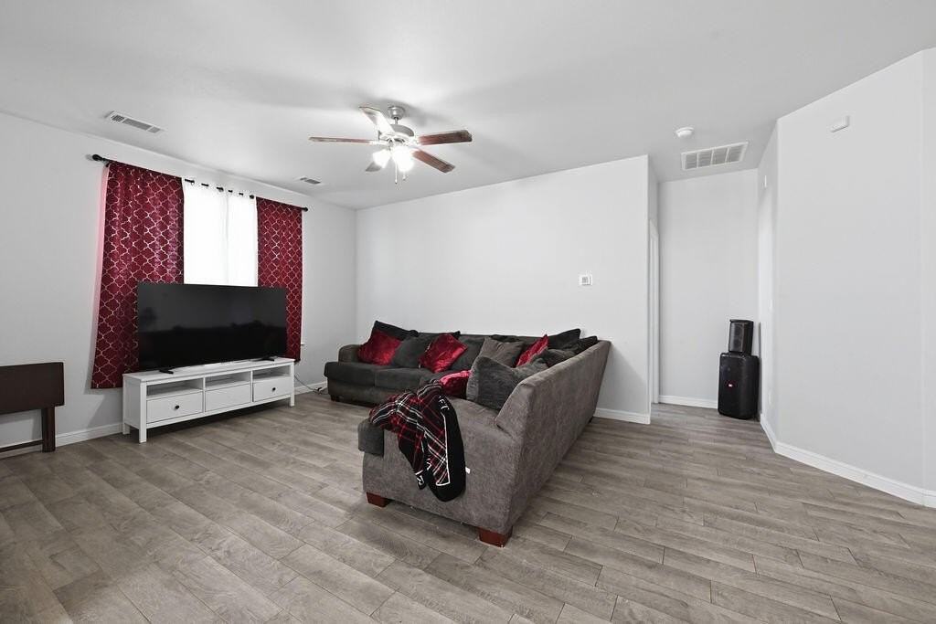 8401 E County Road 114 - Photo 4 of 23