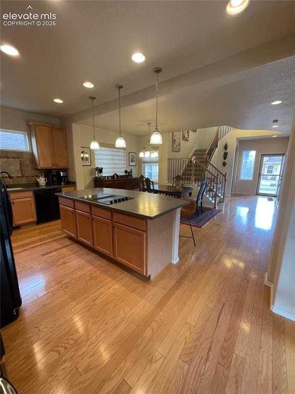 192 Millstream Ter - Photo 5 of 27